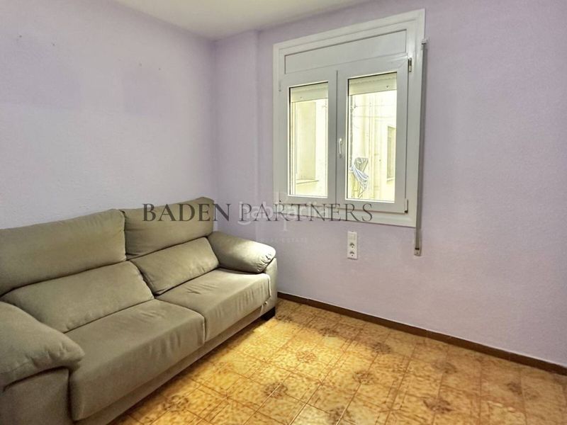 Foto 3316936e-2e77-4d63-a9e0-fa14457c1cc9. Piso  en venta en nucli urbà en Casco Urbano Vinaròs