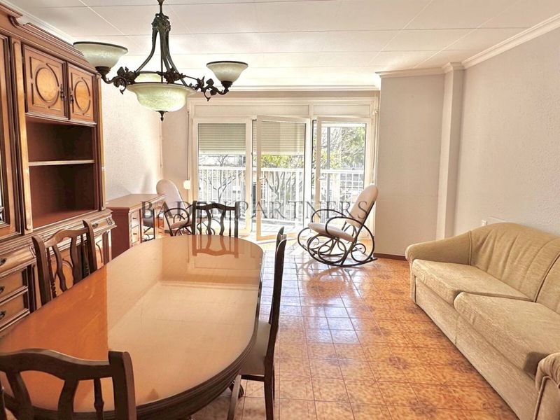 Foto 9ae93232-d786-4ec9-a82b-60693a1c8578. Piso  en venta en nucli urbà en Casco Urbano Vinaròs