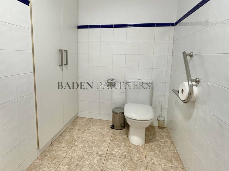 Foto 4c4ac32a-1ffe-4216-9c96-7e338c8d4653. Local comercial a Casco Urbano Vinaròs