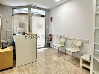 Local Comercial  Calle arcipreste bono. Local en venta en nucli urbà