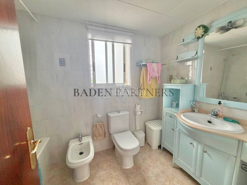 Foto e45f8da5-02c5-4e0f-841e-9075f4cfd90b. Rent flat with heating in Casco Urbano Vinaròs
