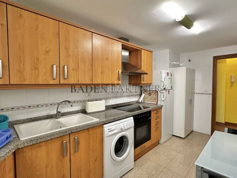 Foto a166ada5-6120-42a0-ae34-332f34b872e3. Rent flat with heating parking pool in Casco Urbano Vinaròs