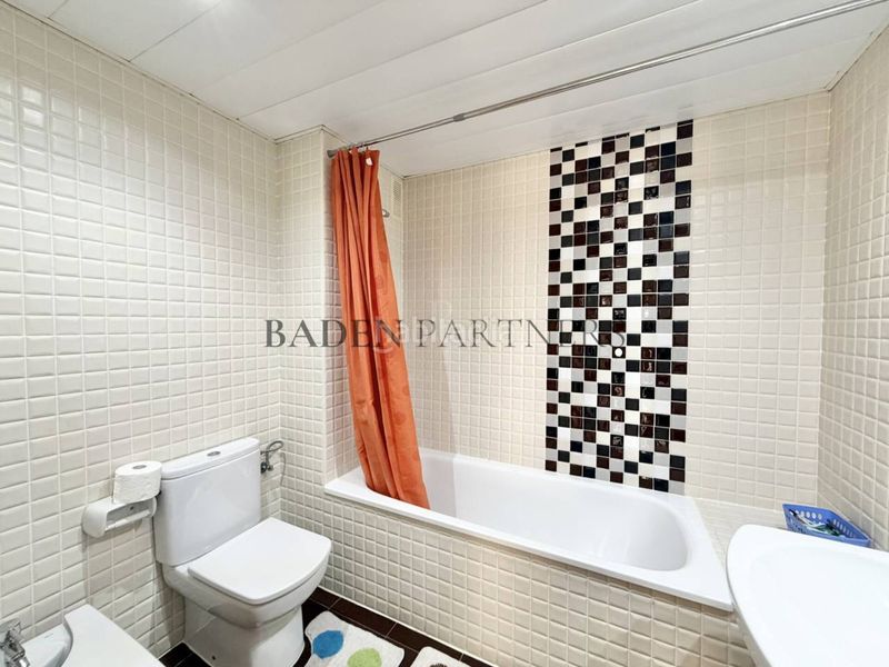 Foto ce36b7b6-39a2-42ae-b0ee-31e4186dcd2a. Rent flat with parking in Casco Urbano Vinaròs
