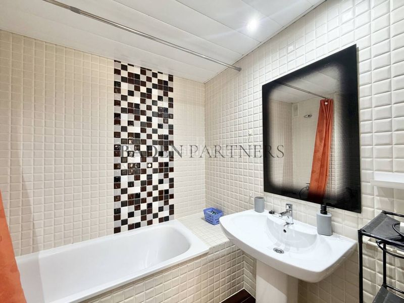 Foto dfa671f8-b44a-4174-b440-d54861700526. Rent flat with parking in Casco Urbano Vinaròs