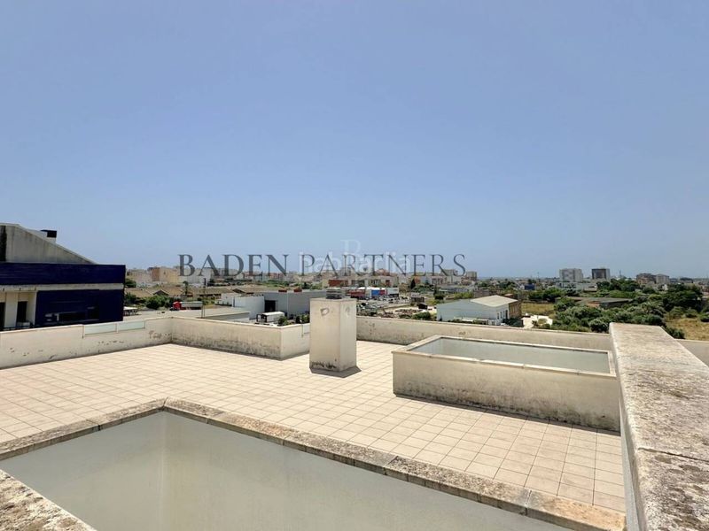 Foto d4b30c4d-e076-4580-ae90-58a7aaf63c27. Pis amb calefacció aparcament piscina a Casco Urbano Vinaròs
