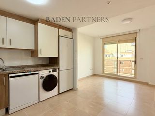 Location Appartement  Avenida castellón. Piso en alquiler en casco urbano