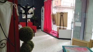 Lloguer Local Comercial a Calle campoamor 22. Buen sitio,  mínima inversión para empezar