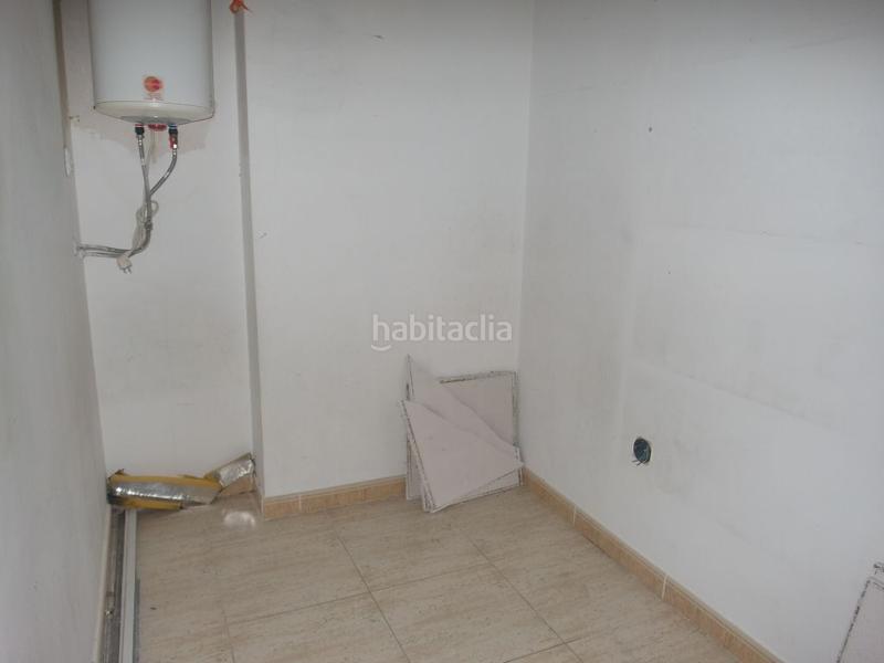 Foto cd8adee3-d32e-4261-ab98-1901b403d4a9. Location local commercial dans Orihuela ciudad Orihuela