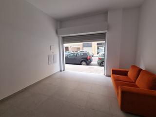 Lloguer Local Comercial  Vila-real - carrer jaume roig. Local de alquiler en zona piscinas