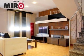 Rent Penthouse  Vila-real - calle rei en jaume. Atico duplex en alquiler zona barranquet
