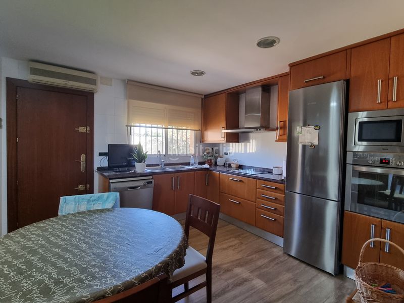 Foto da0e56fa-4937-45ea-8dd3-ba0b247d1d13. Casa amb calefacció aparcament a Madrigal Villarreal / Vila - real
