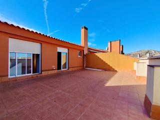 Àtic a Campo Alto-Club de Campo. Ático duplex con vistas a la ciudad