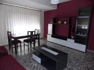 Location Appartement  Calle murillo. Piso con ascensor en elda zona pablo iglesias para alquilar a pe
