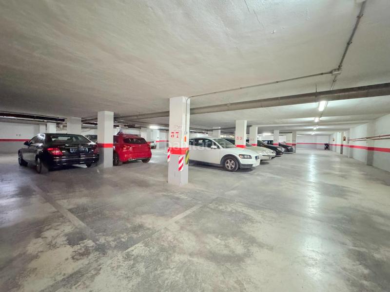 Foto 19a16809-9d14-474f-95bd-ee9146587270. Posto auto in Plaza Castelar - Mercado Central Elda
