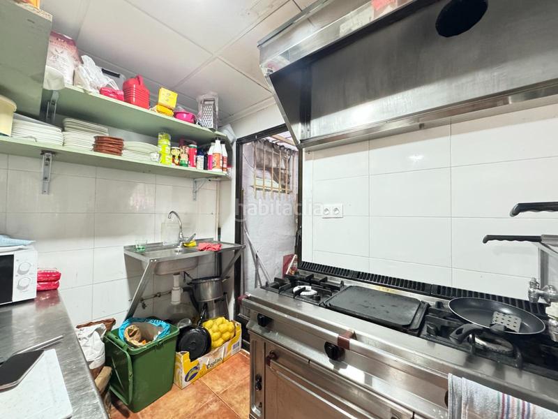 Foto bbc16207-0284-4d2e-9746-ef0bb5a0a898. Lloguer local comercial a Petrer