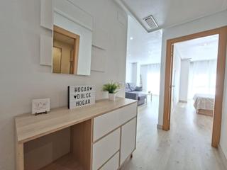 Lloguer Pis  Calle pedrito rico. Precioso estudio en alquiler con ascensor, terraza y garaje en p