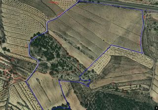 Finca rústica en Monòver. Terreno rústico de  más de 100.000 metros  en la zona del chiriv