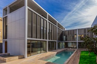 Casa a Carrer d'alcoi 21. Casa unifamiliar de obra nueva. Obra nova