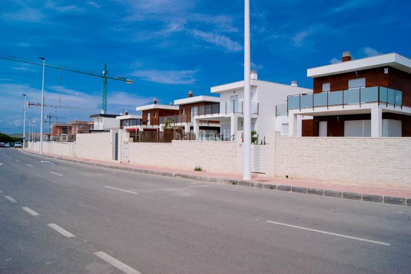 Foto 3756e32d-6c3a-4aa5-8da3-2f2405c18c0b. Xalet amb calefacció aparcament piscina a Monte y Mar Santa Pola