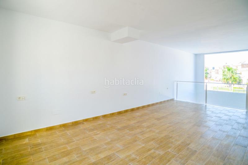 Foto f4bd3bdb-8c5c-48d1-b006-932cf8052a95. Duplex con riscaldamento parcheggio piscina in Monte y Mar Santa Pola