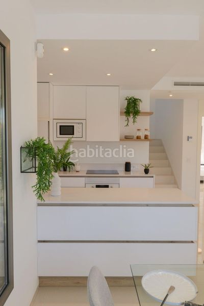 Foto e1a26d12-d310-4e77-b784-5b393c7bcddc. Xalet amb aparcament piscina a Centro Alcázares (Los)