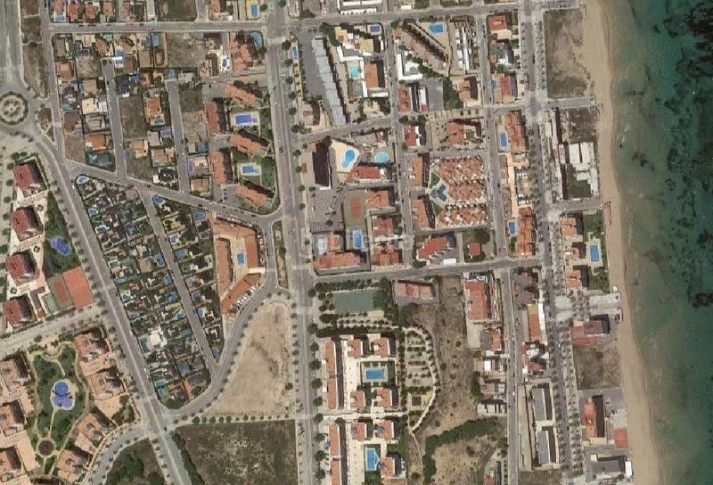 Foto 3fa146b9-bc64-4ebe-966a-655c8be64eed. Aparcament cotxe a Los Arenales del Sol Elche / Elx