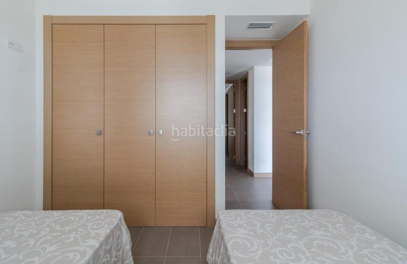 Foto 818667f6-7718-4345-a42c-7013e27fd437. Apartamento  2 dormitorios y 2 baños gran terraza con vistas 1 linea piscina garaje y trastero en Elche / Elx