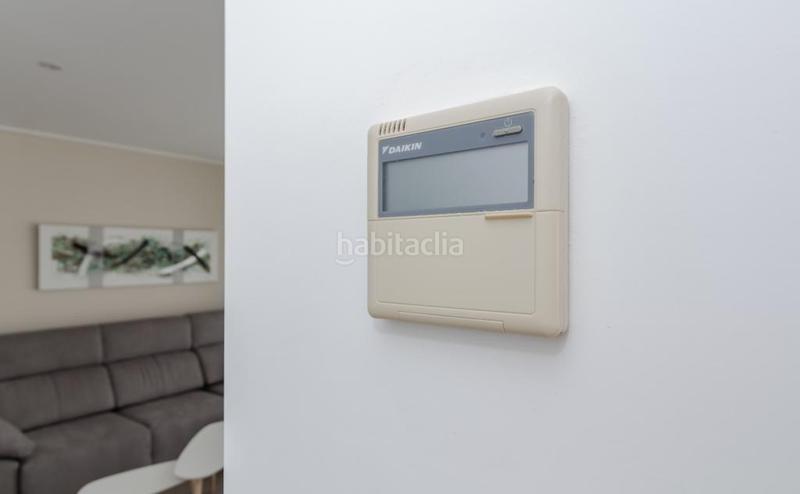 Foto 8a0aa2a9-fa26-4d99-a54a-facf33ea8db8. Apartamento  2 dormitorios y 2 baños gran terraza con vistas 1 linea piscina garaje y trastero en Elche / Elx