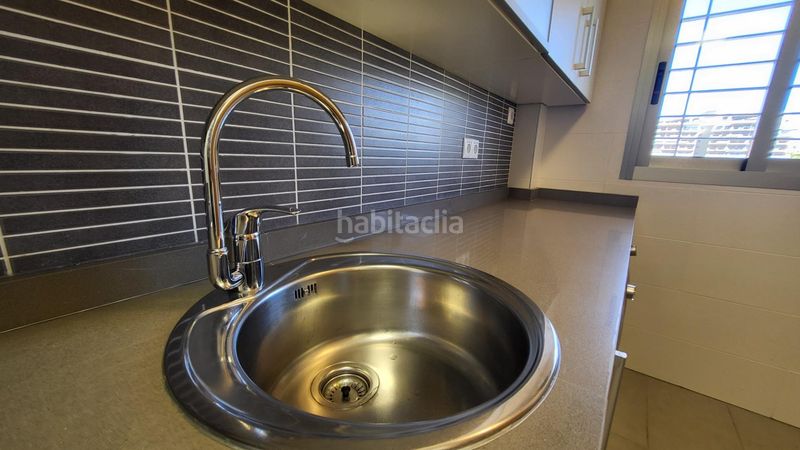 Foto 4cbf902c-649e-4b8e-99f1-492e5a4158fc. Apartament amb calefacció aparcament piscina a Los Arenales del Sol Elche / Elx