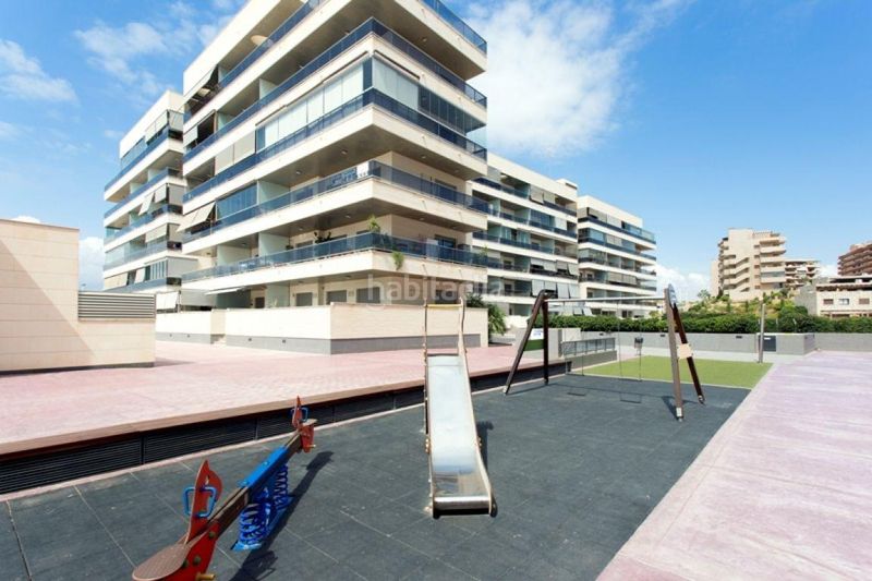 Foto a46c8075-58bc-42c4-bb94-523503a3a20d. Apartament amb calefacció aparcament piscina a Los Arenales del Sol Elche / Elx