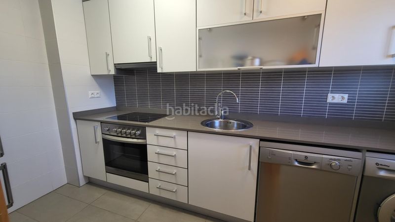 Foto cb66f92e-31f4-4742-85ba-763bd9e68ed4. Apartament amb calefacció aparcament piscina a Los Arenales del Sol Elche / Elx