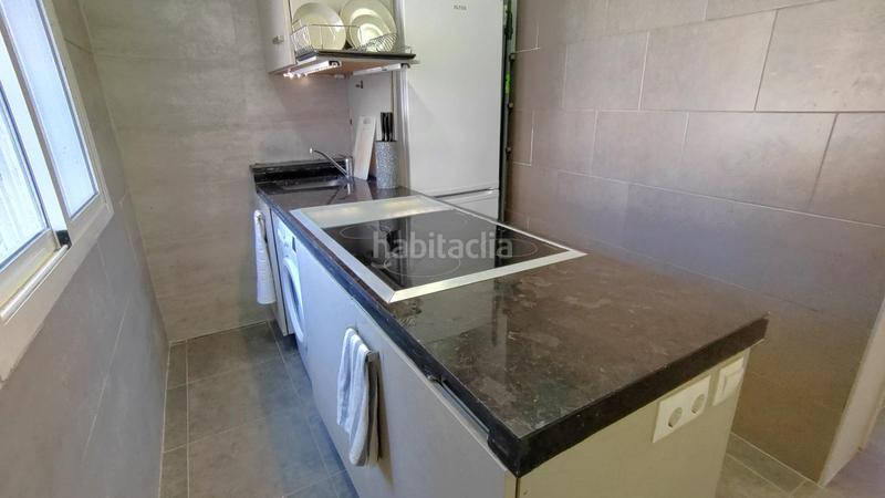 Foto 8b320f73-a8e8-4584-8a50-40dd7b77adf7. Casa bungalow duplex reformado de 2 dormitorios con jardines y terrazas en urb. con piscina y vistas en Elche / Elx