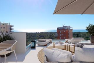 Attique à Puerto Deportivo. Gran ático con 2 terrazas y solarium privado 52m2 con preciosas