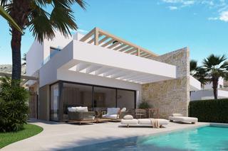 Chalet à Monforte del Cid. Villa de lujo pareada con parcela y piscina privada y vistas fre