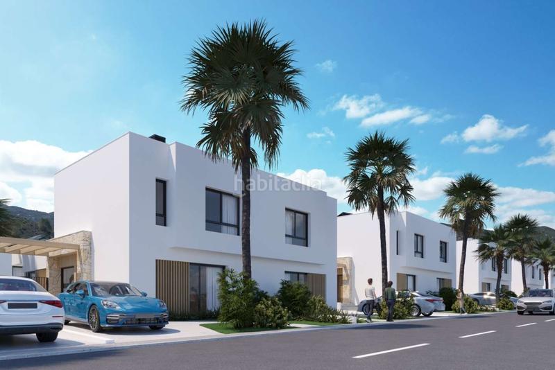Foto 75debe03-9f69-4c26-a50a-e15e26752e03. Chalet gran villa de lujo pareada de 3 dorm y 3 baños con parcela y piscina privada y vistas frente al campo de golf en Monforte del Cid