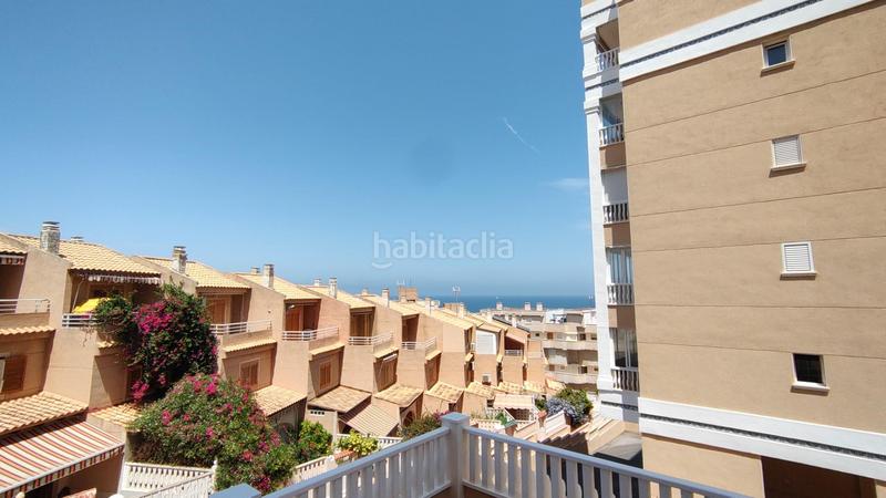 Foto 567c4490-5b5b-4bdf-baff-079a3aa70275. Apartamento  bajo esquina de 2 dorm en urb con piscina y terraza y entrada independiente de la escalera común en Elche / Elx
