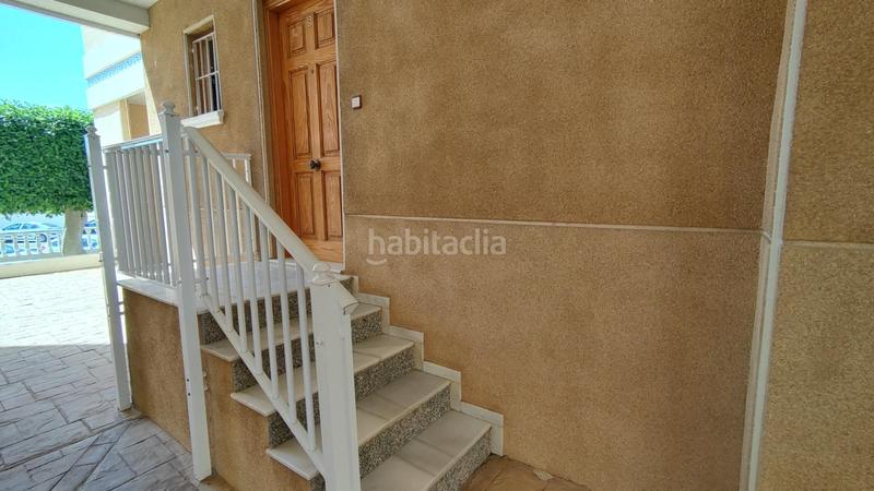 Foto e1ede162-1609-4ed6-96e7-2c3bced458c2. Apartamento  bajo esquina de 2 dorm en urb con piscina y terraza y entrada independiente de la escalera común en Elche / Elx