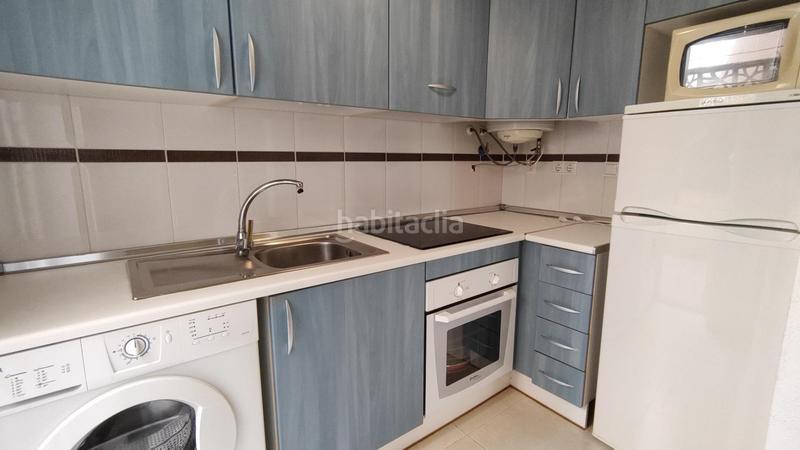 Foto 36a1e551-f1c6-40f9-af38-00d04ba9d80c. Dúplex  3 dormitorios y 2 baños con solarium y sótano en urb con piscina comunitaria en gran alacant en Santa Pola