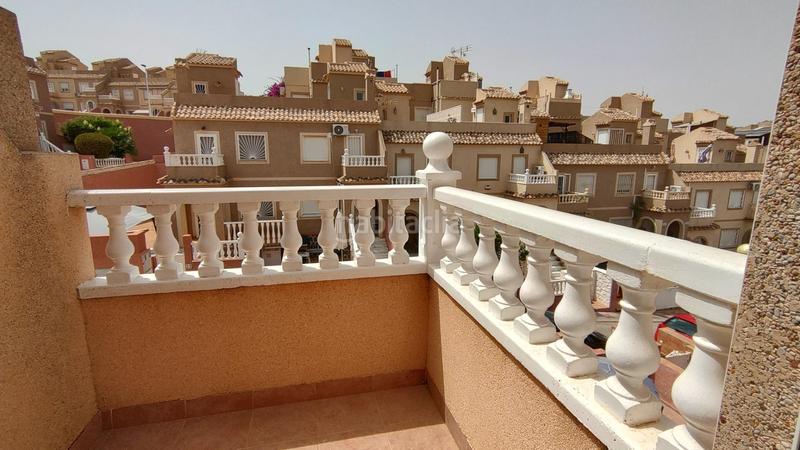 Foto 407183d7-e097-493f-90d5-bb5d14002f93. Dúplex  3 dormitorios y 2 baños con solarium y sótano en urb con piscina comunitaria en gran alacant en Santa Pola