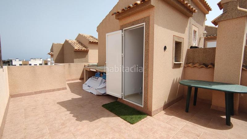 Foto 8e7d1eae-575d-4995-b014-ed817cd6ced9. Dúplex  3 dormitorios y 2 baños con solarium y sótano en urb con piscina comunitaria en gran alacant en Santa Pola