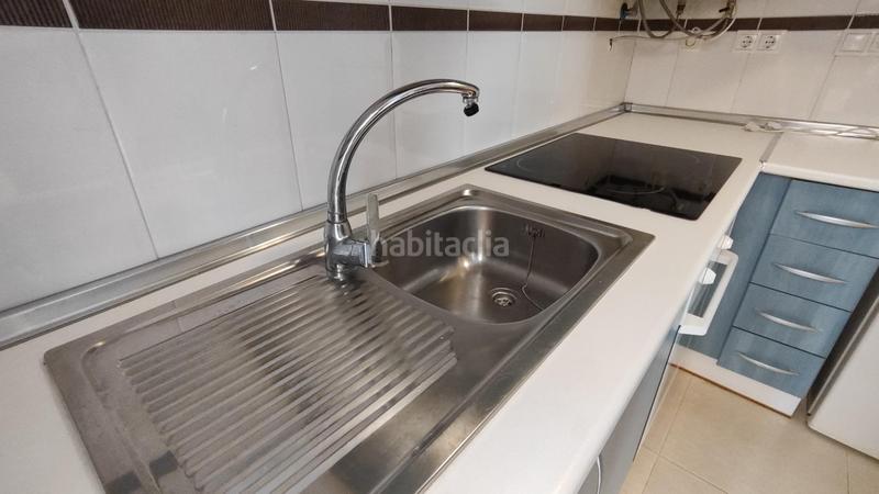 Foto abb1636f-7da6-4e08-8216-e460d83e3d99. Dúplex  3 dormitorios y 2 baños con solarium y sótano en urb con piscina comunitaria en gran alacant en Santa Pola