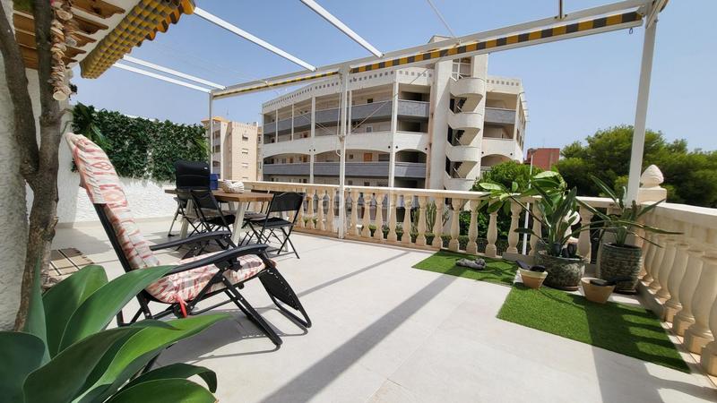 Foto 24f836c0-f503-44d8-bd03-e1e40b2cdf2e. Duplex with heating parking pool in Los Arenales del Sol Elche / Elx