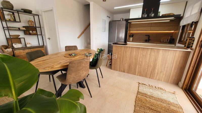 Foto e5f28e72-d3dd-4d70-810d-b59ef0ca687d. Duplex with heating parking pool in Los Arenales del Sol Elche / Elx