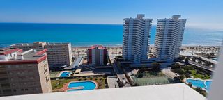 Apartament a Playa de San Juan. Apartamento exquisitamente reformado en 2º línea de playa con pi
