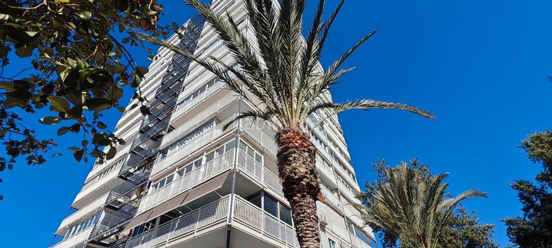 Foto 5b530a97-756e-47b2-b72a-4fc605f6c444. Apartament amb aparcament piscina a Playa de San Juan Alicante