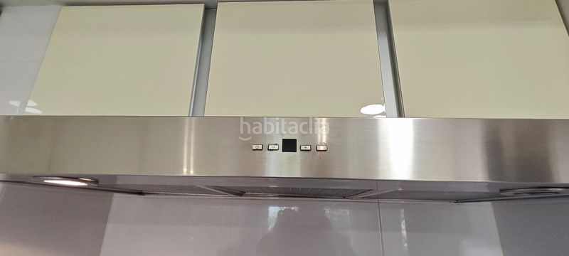 Foto e8fcaa4e-59ed-4757-b574-77c4b63630d6. Apartament amb aparcament piscina a Playa de San Juan Alicante