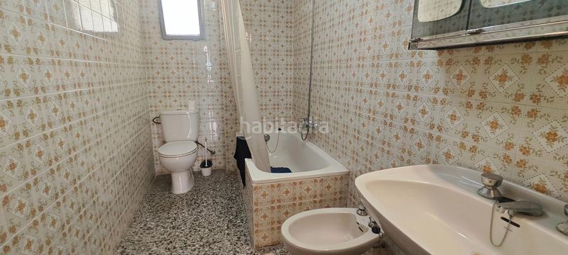 Foto b11d5258-65c4-42bc-8fc7-3f988bdd88e7. Pis a Centro Santa Pola