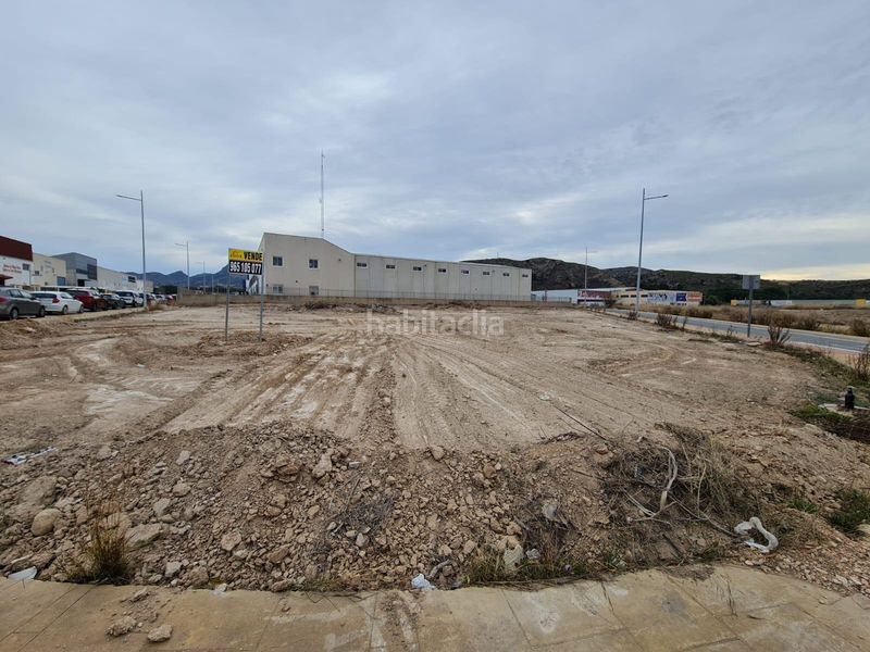 Foto 666aace8-cc78-48f2-9958-5e11d08e2693. Area edificabile industriale in Campo Alto-Club de Campo Elda