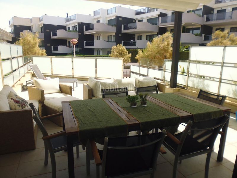 Foto 57c1a2cc-f222-4d80-8c14-3234713e77e4. Casa amb piscina a Los Arenales del Sol Elche / Elx
