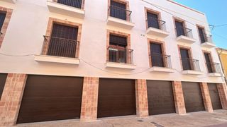 Piso en Hondón de las Nieves. Modernos apartamentos con 1, 2 o 3 dormitorios y 2 baños, con vi